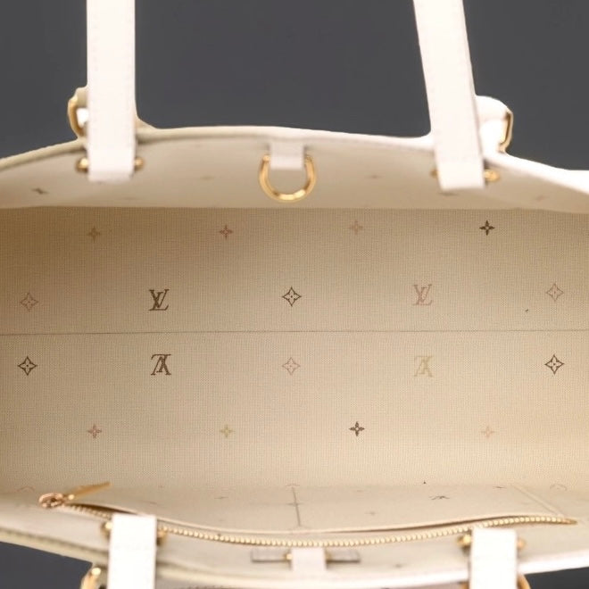 Monogram Giant Spring In The City OnTheGo MM Sunset Kaki