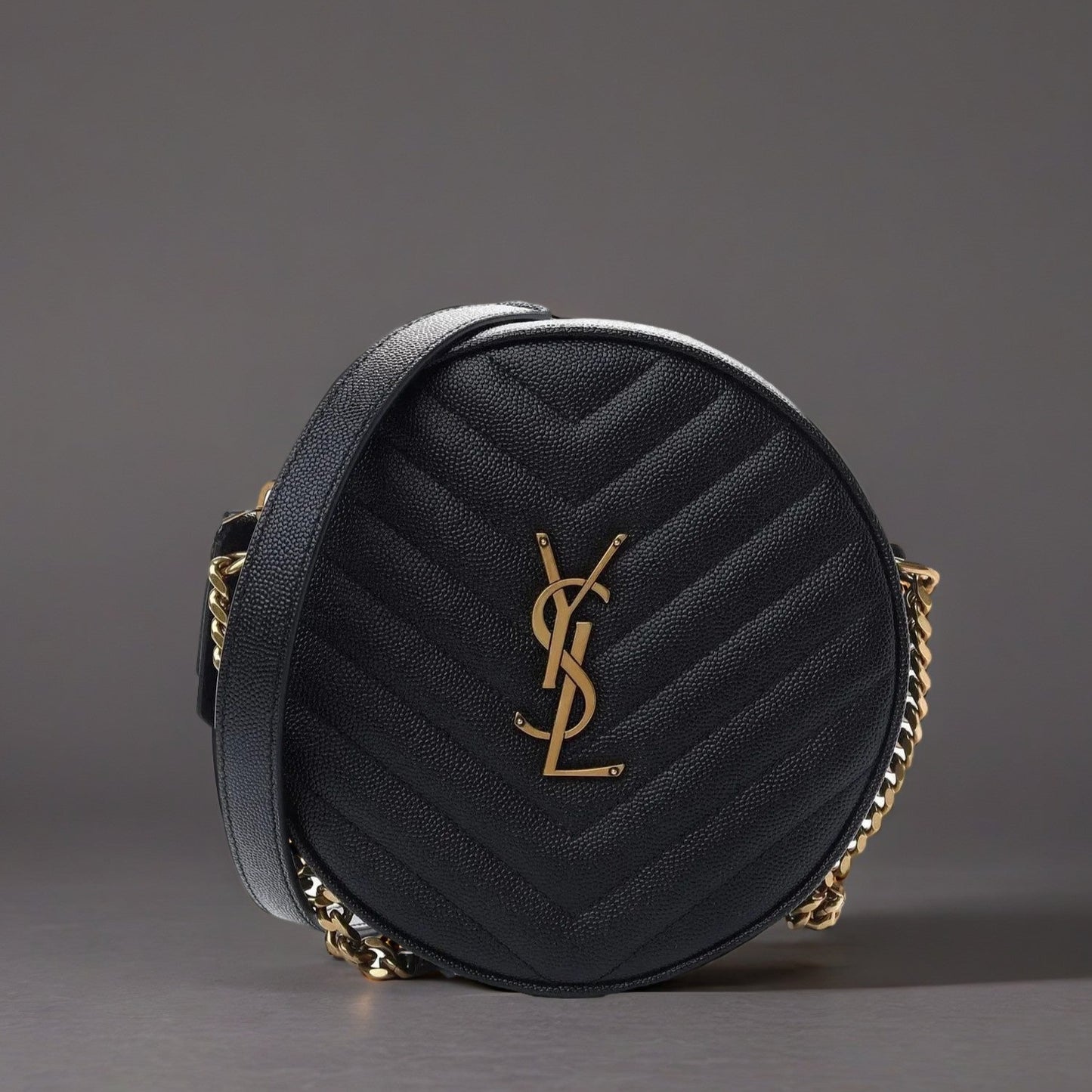 Grain De Poudre Matelasse Chevron Quilted Round Vinyle Camera Bag Black