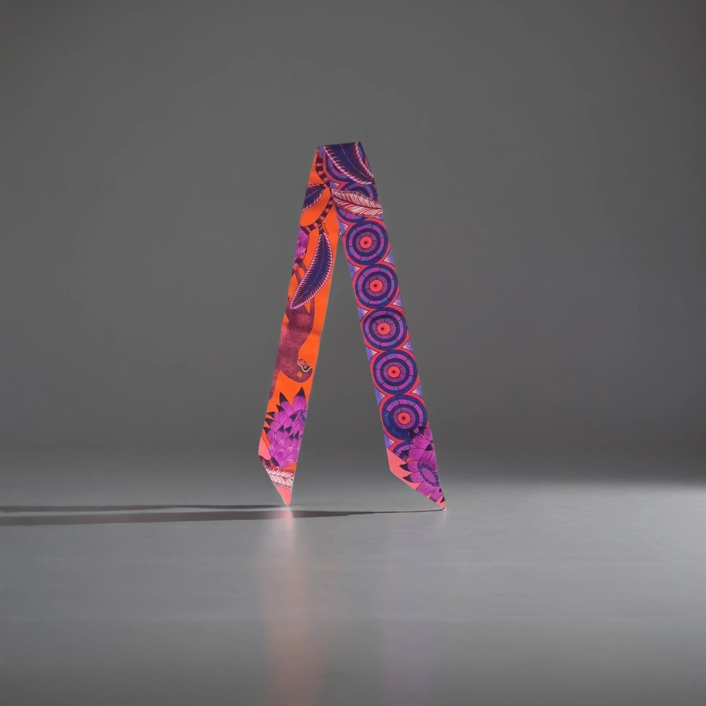 HERMES Silk Twilly