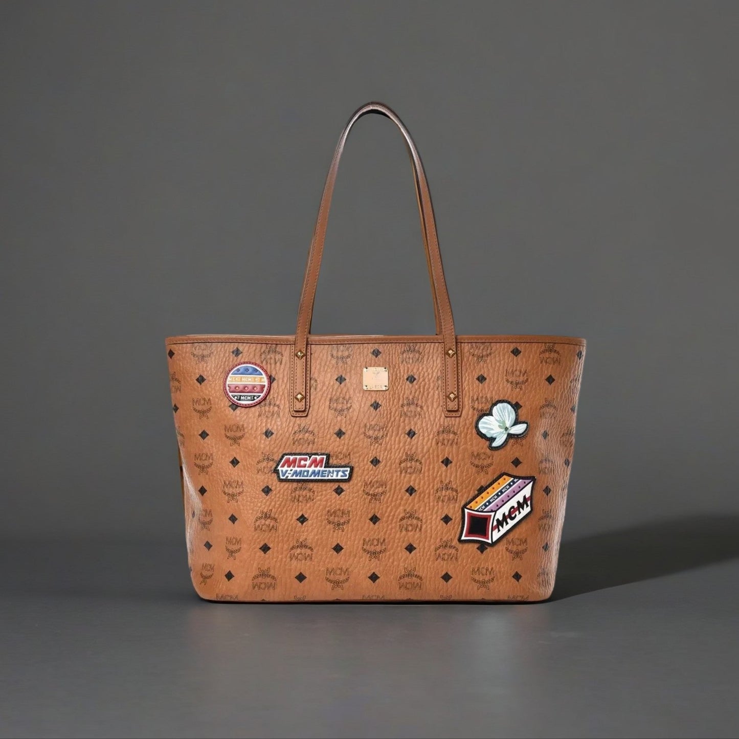 Visetos Medium Anya Essential Victory Patch Shopper Tote Cognac