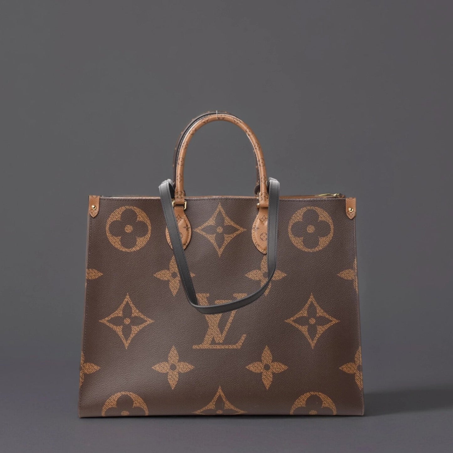 Reverse Monogram Giant Onthego GM