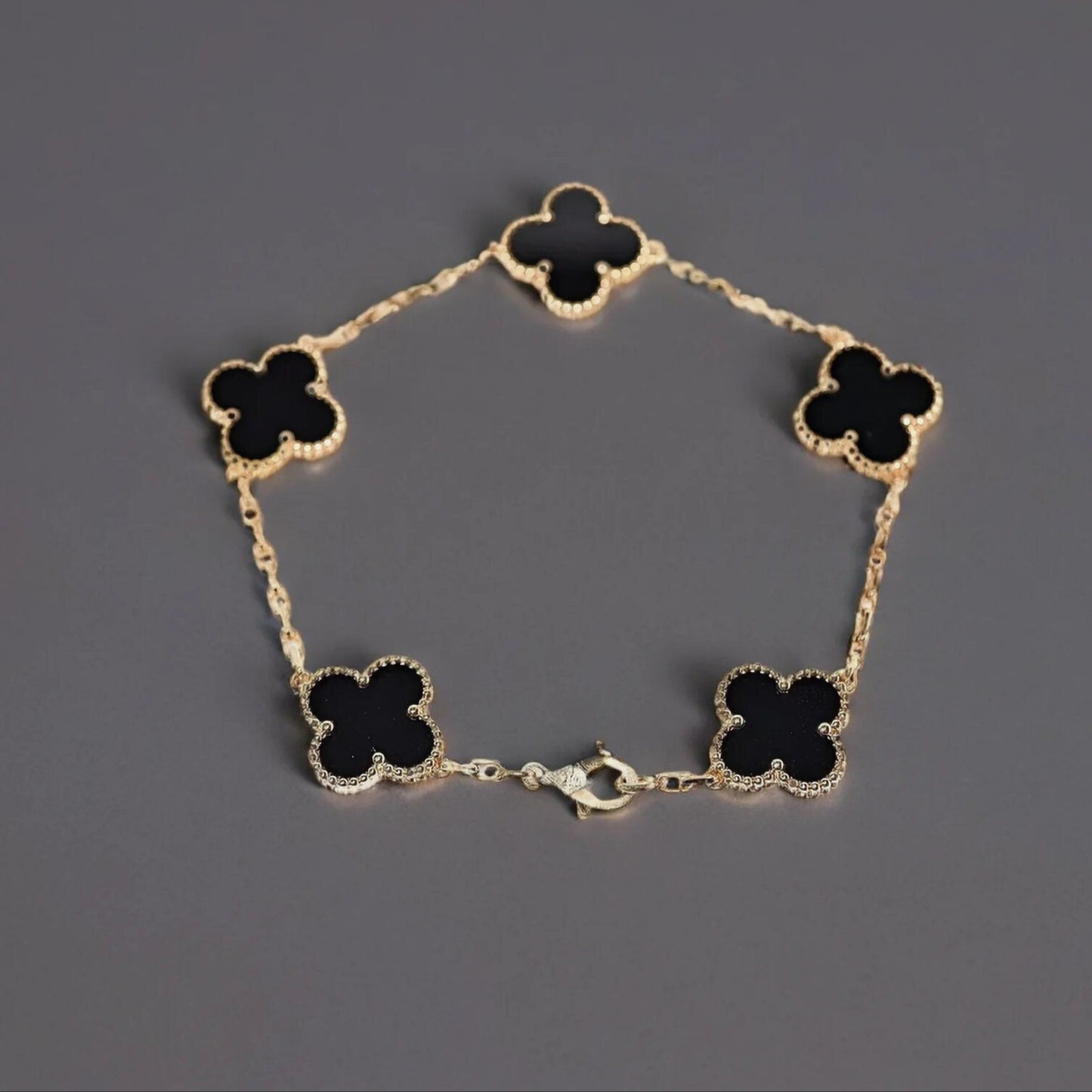 18K Yellow Gold Black Onyx 5 Motifs Vintage Alhambra Bracelet