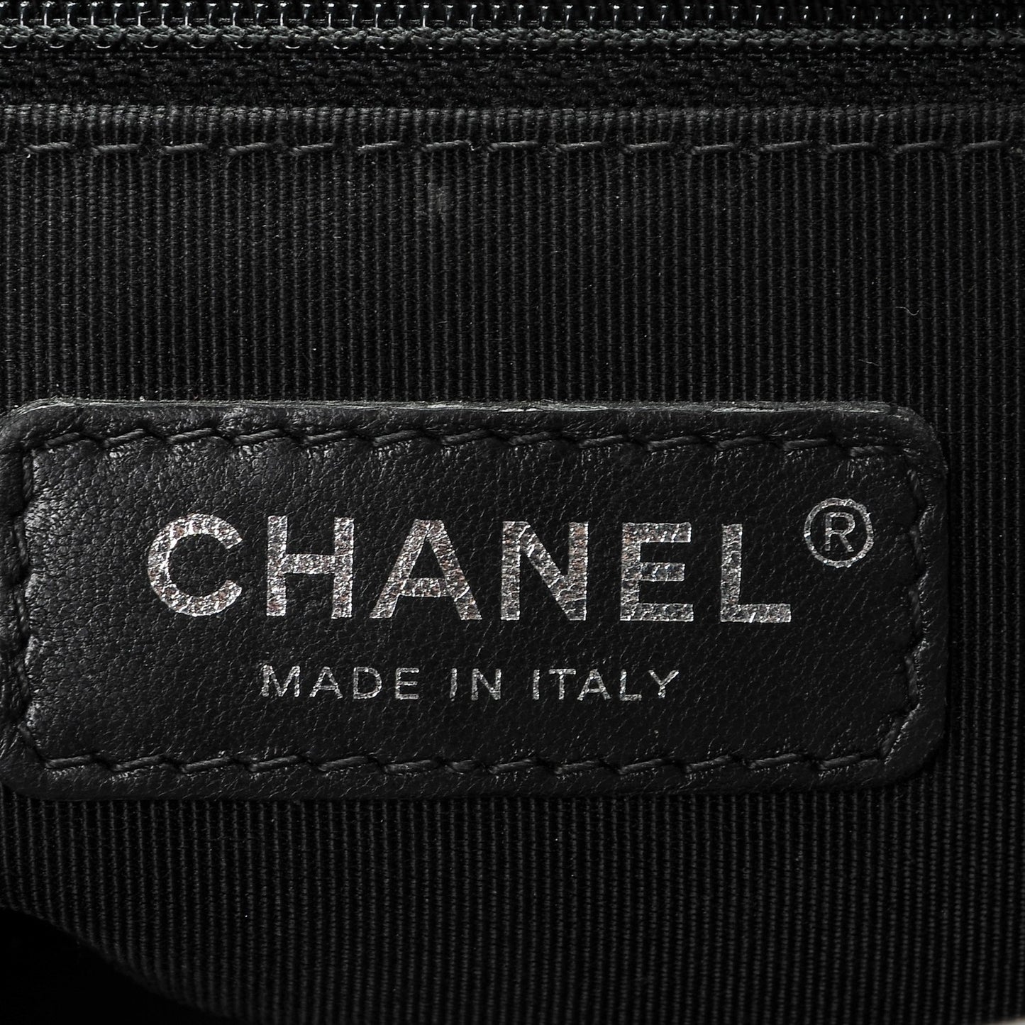 Caviar Quilted New Medium Boy Flap So Black