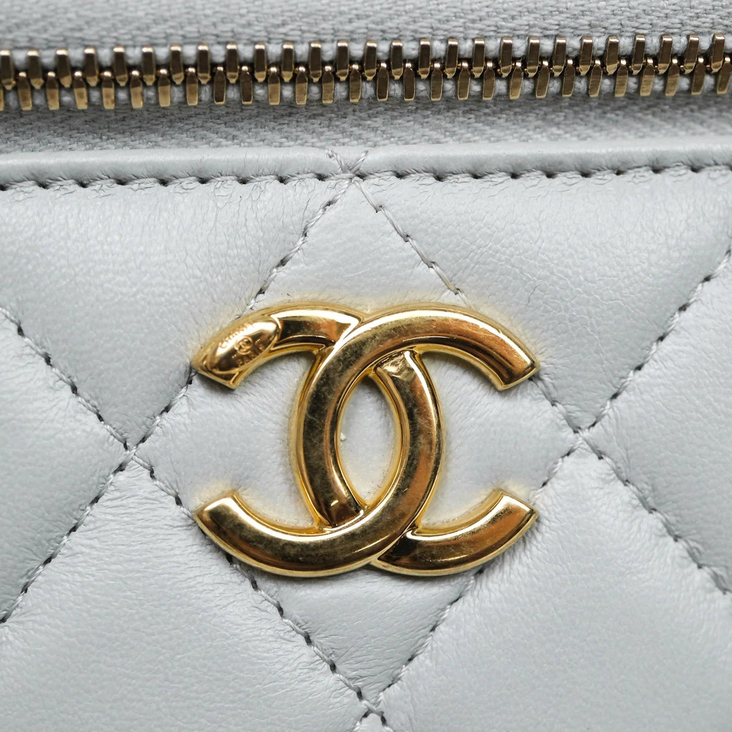 Coco Chain Vanity Blue Lambskin Gold Hardware