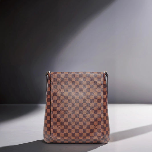 Damier Ebene Musette GM