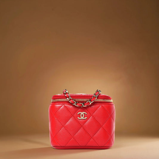 Caviar Quilted Mini Vanity Case With Chain Red