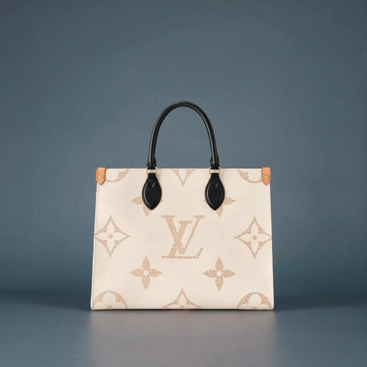 Monogram Giant Spring In The City Onthego MM