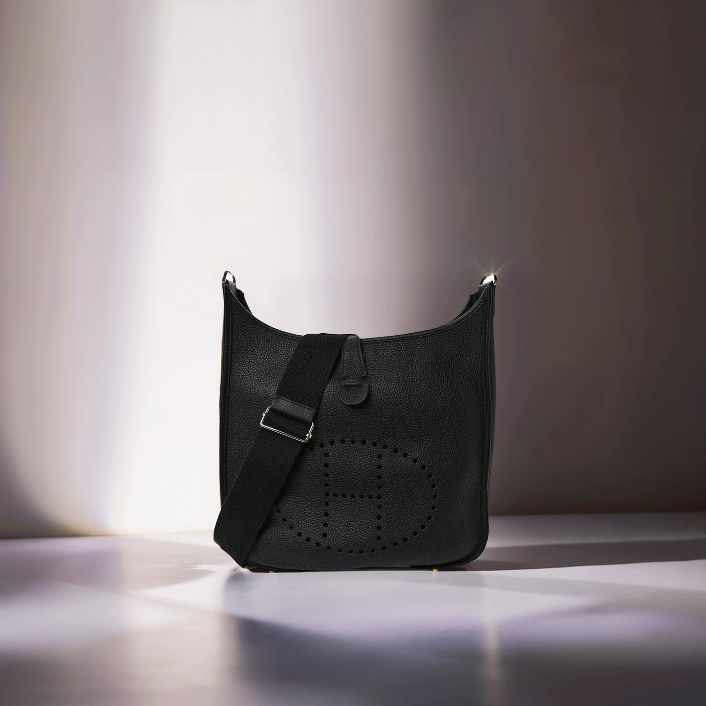 Taurillon Clemence Evelyne III GM Black