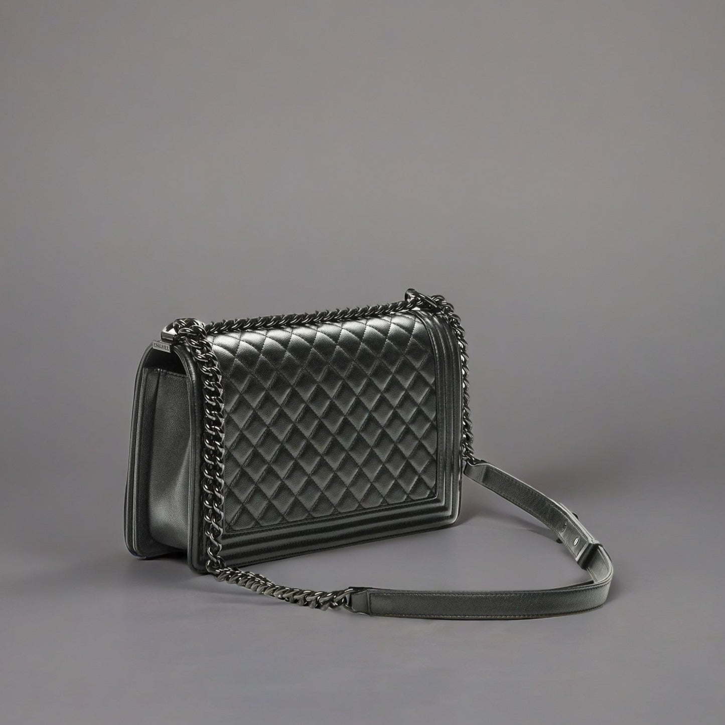 Caviar Quilted New Medium Boy Flap So Black