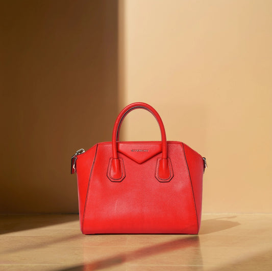 Sugar Goatskin Small Antigona Medium Red