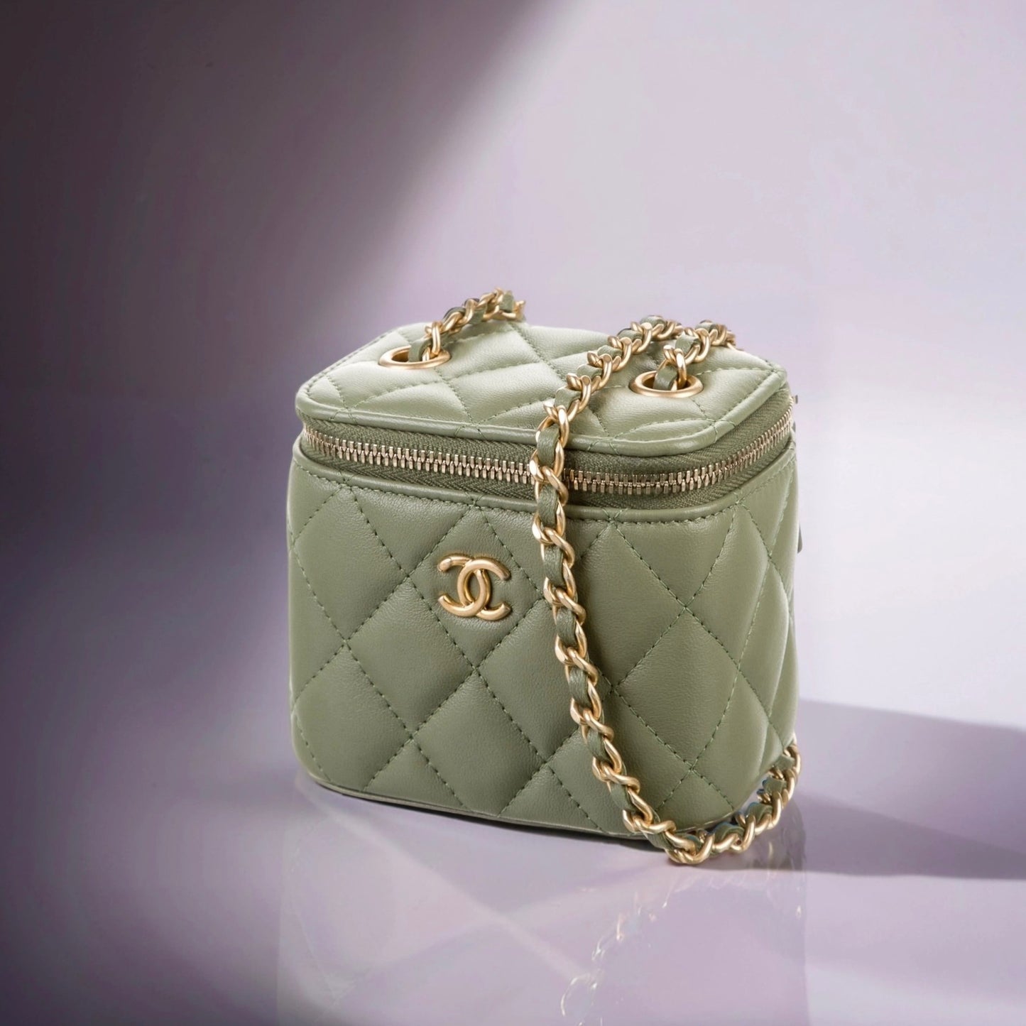 Lambskin Quilted Pearl Crush Mini Vanity Case With Chain Olive Green