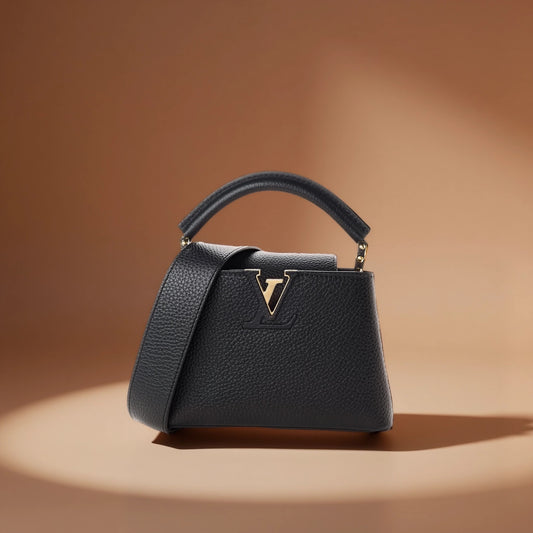 Taurillon Capucines Mini Black