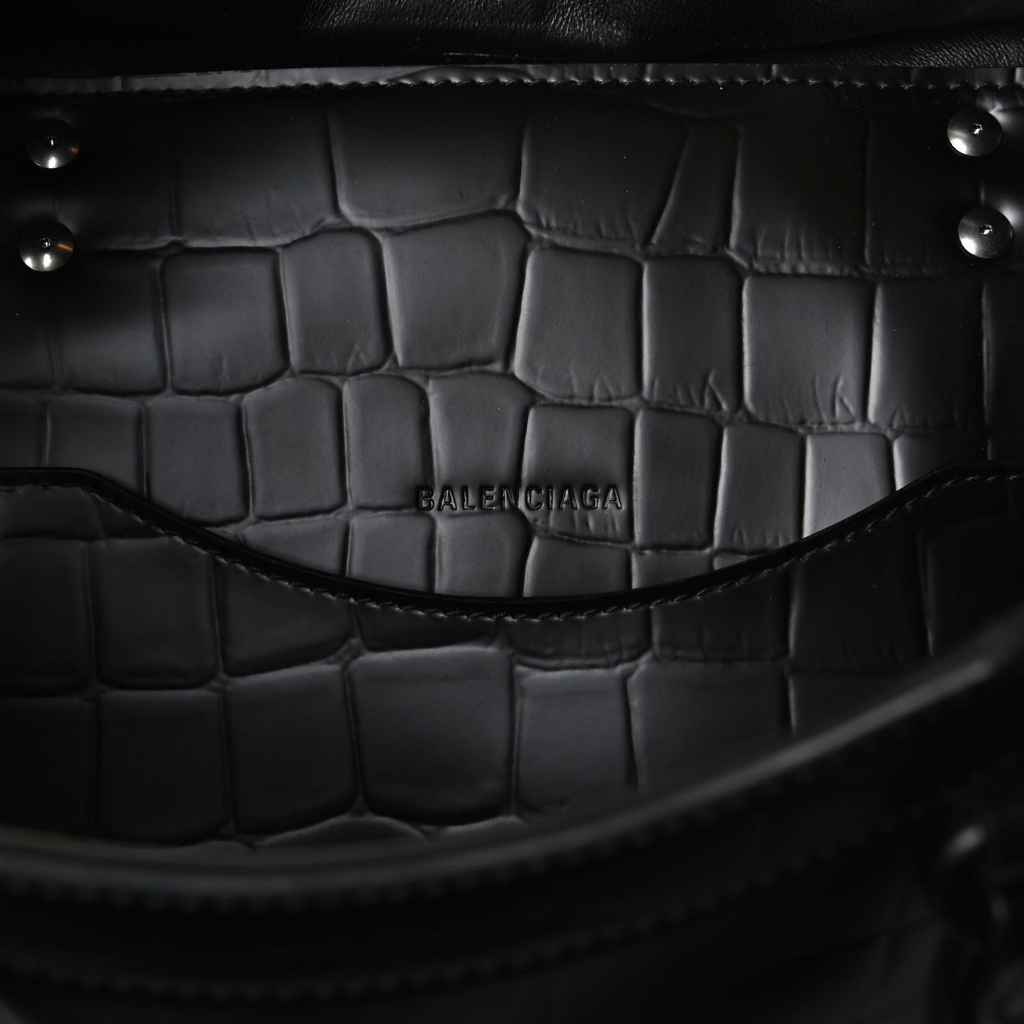 Semi Shiny Calfskin Crocodile Embossed Neo Classic Black Hardware S City Black