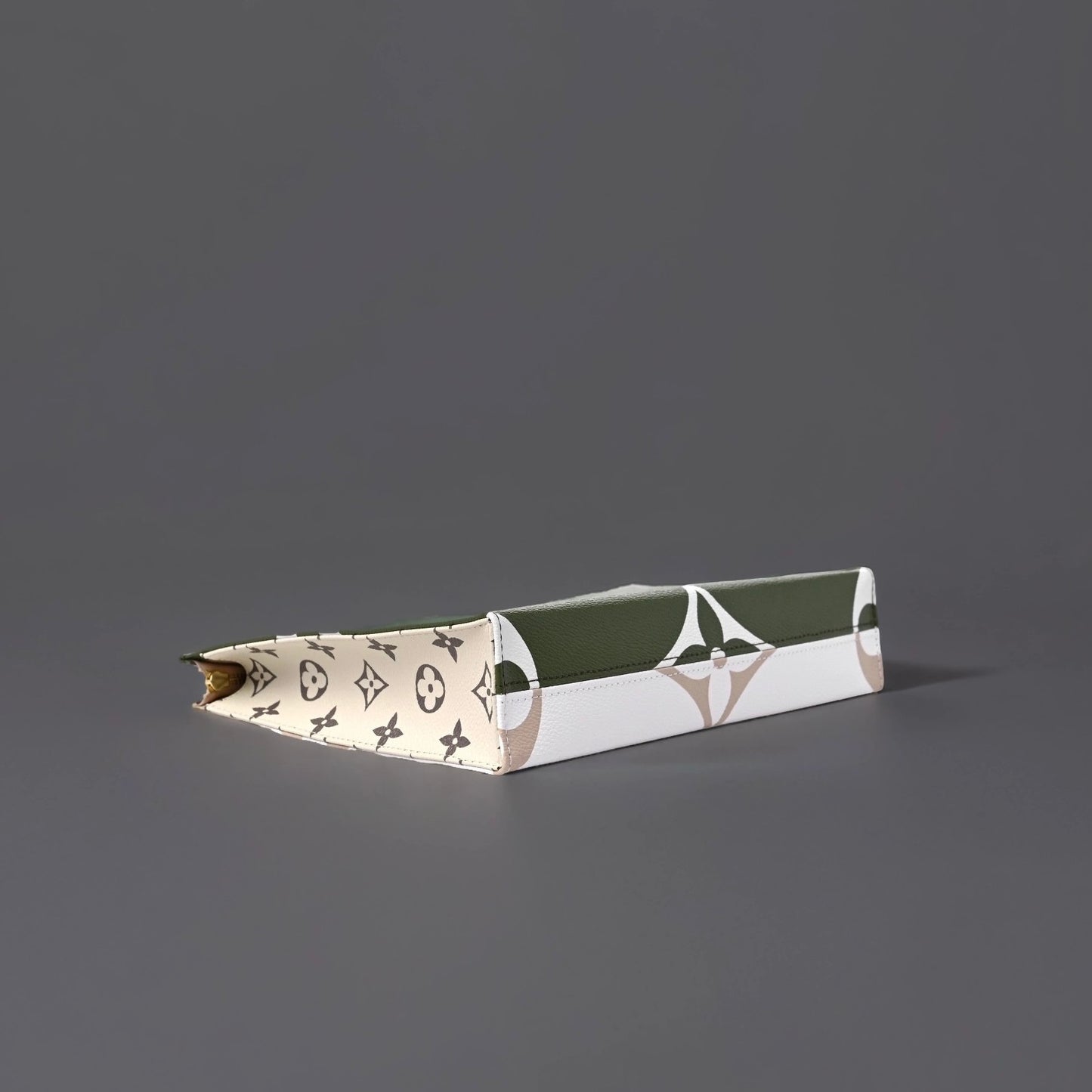 Monogram Giant Toiletry Pouch 26 Kaki