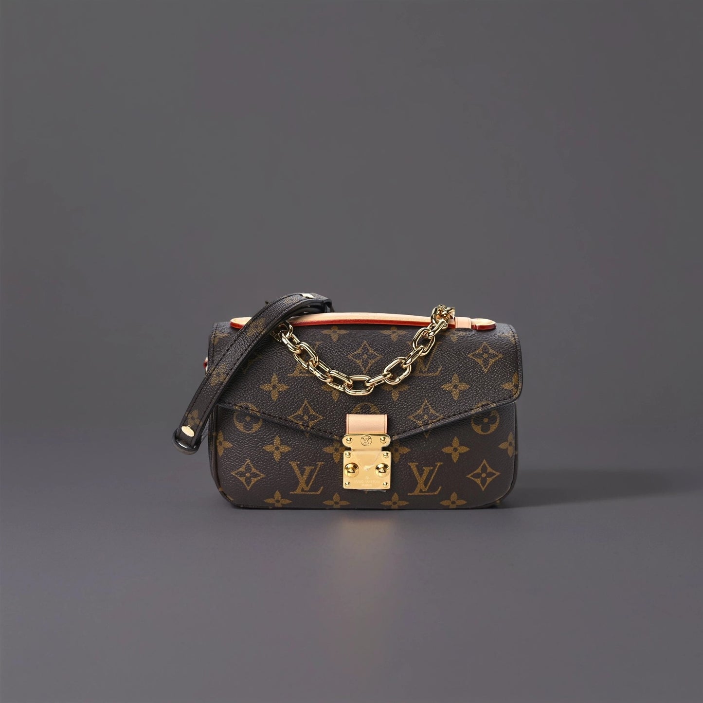 Monogram Pochette Metis East West