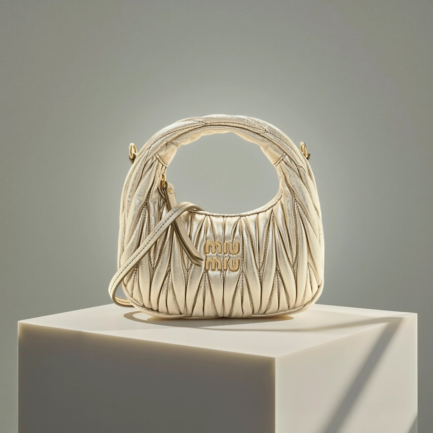 Metallic Nappa Matelasse Mini Wander Hobo Pirite