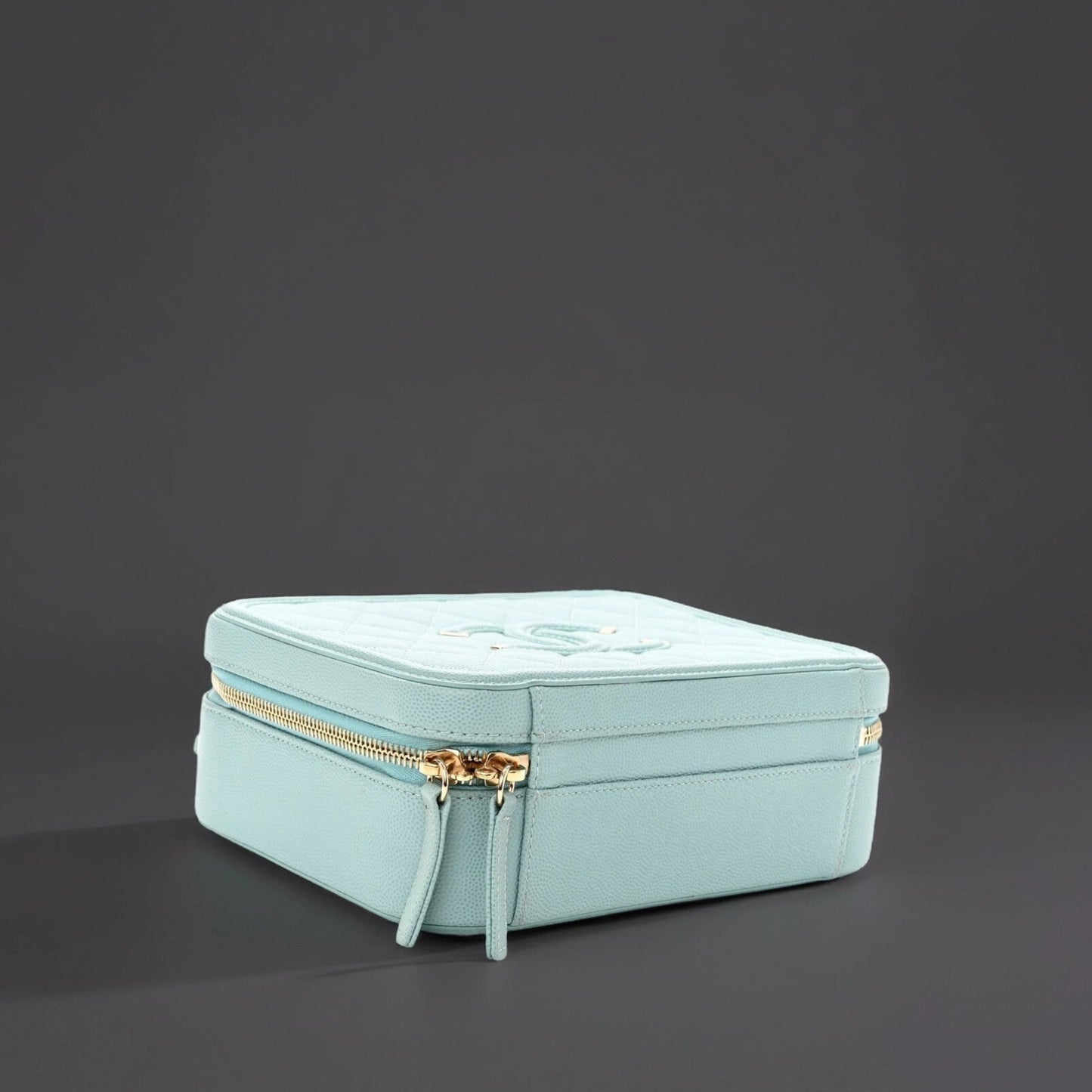 Caviar Quilted Medium CC Filigree Vanity Case Light Blue