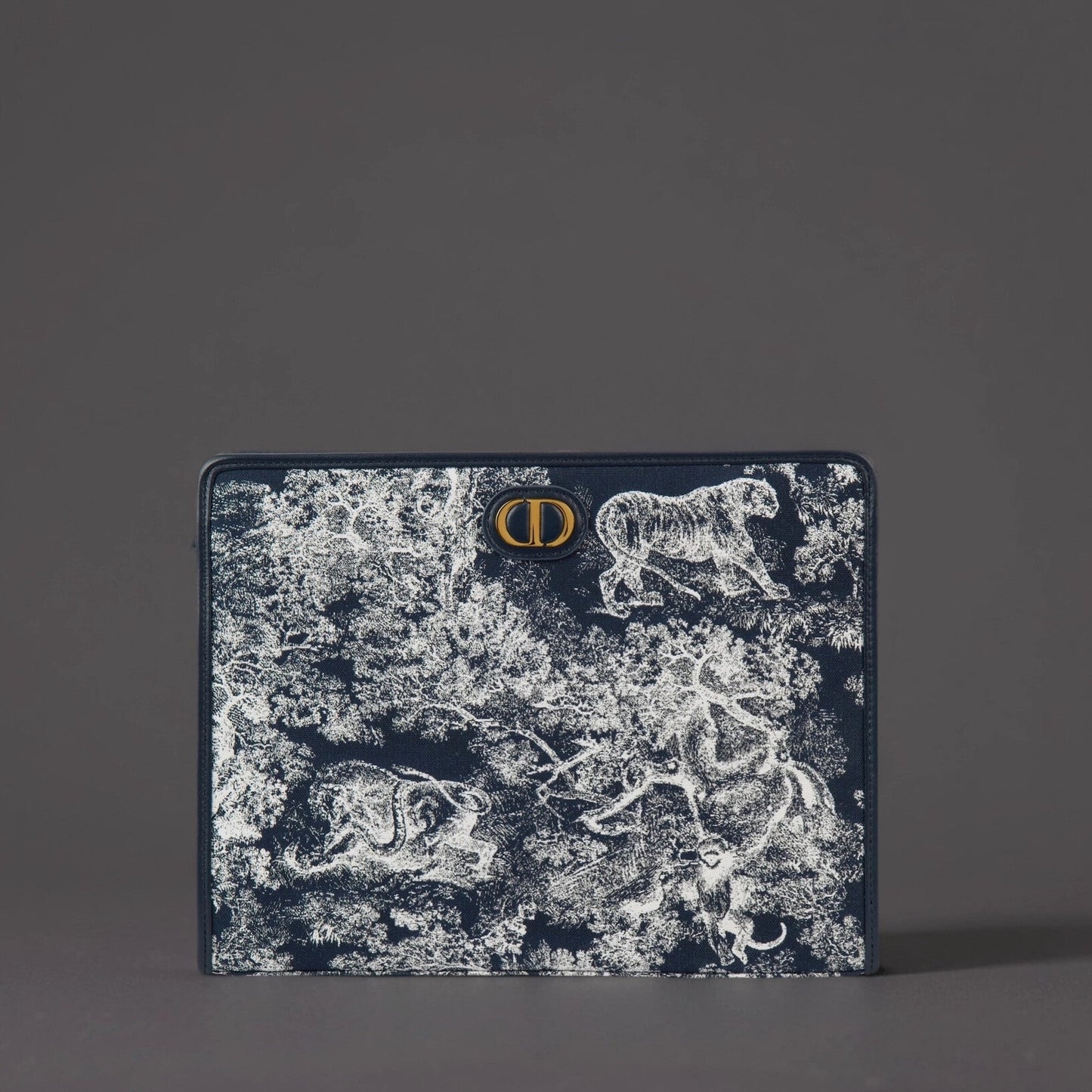 30 Montaigne Dea Pouch Blue Toile de Jouy