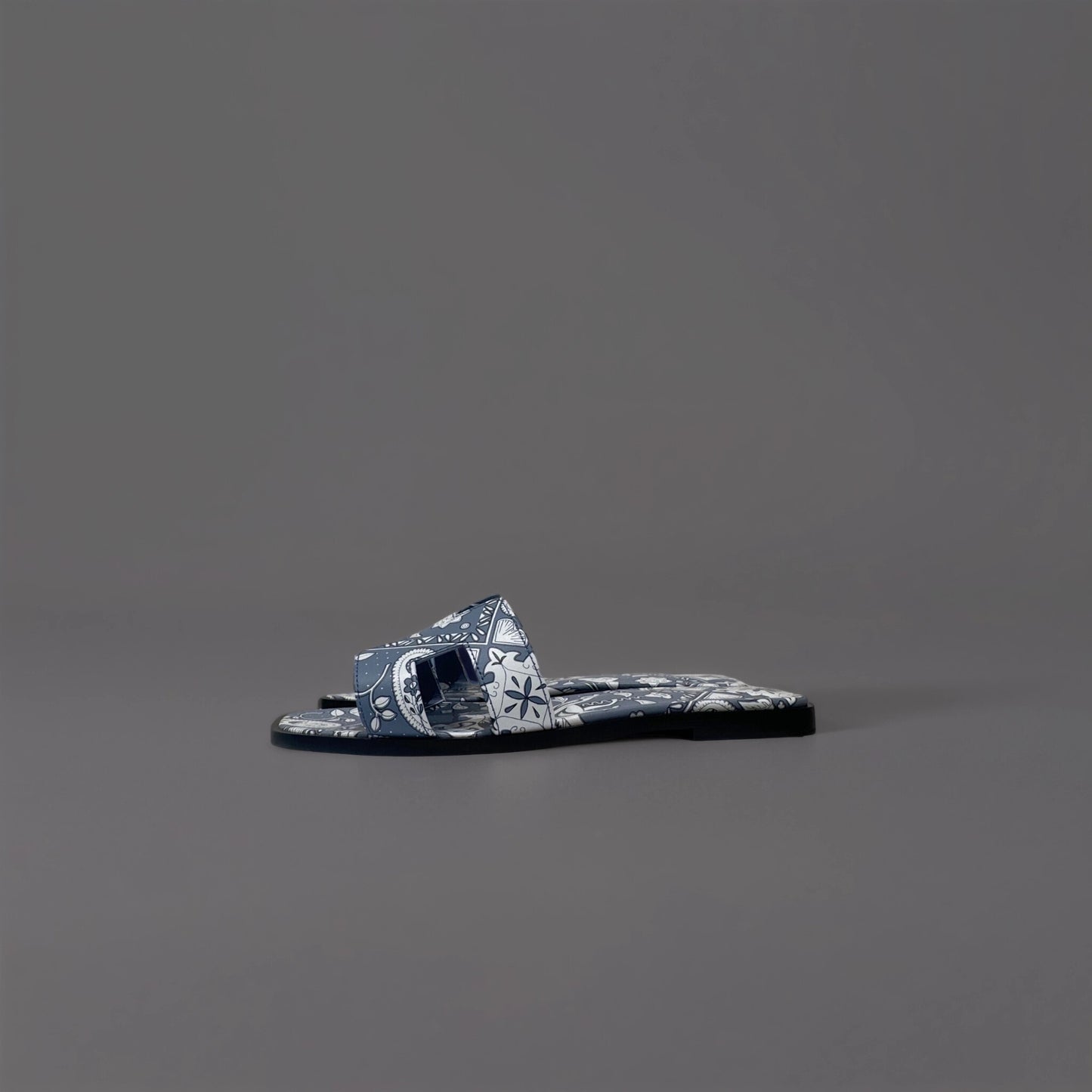 Oran Hermès Sandals 38.5 Leather blue