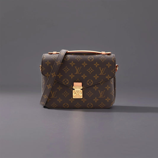 Monogram Pochette Metis