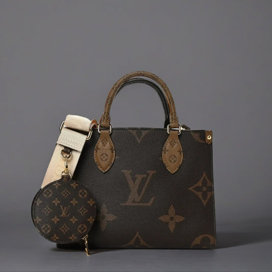 Reverse Monogram Giant Onthego PM