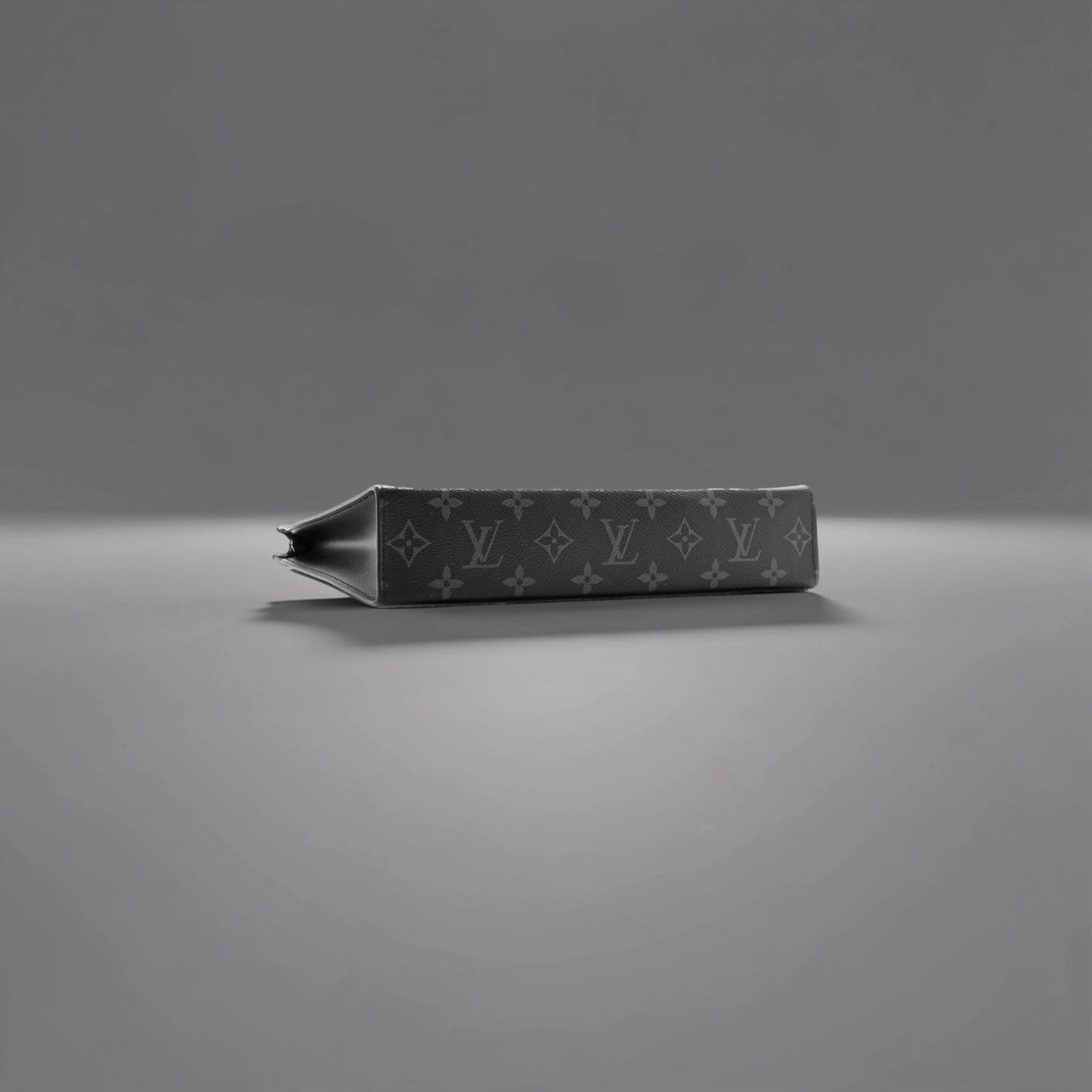 Monogram Eclipse Pochette Voyage MM