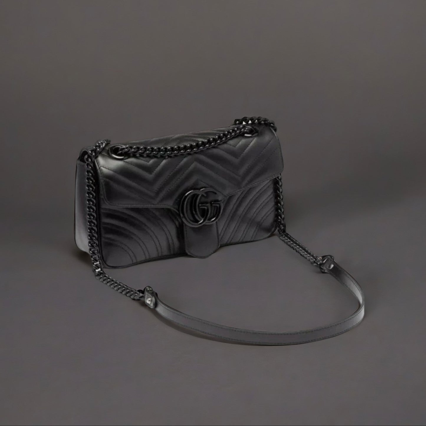 GG Marmont Small Shoulder Bag