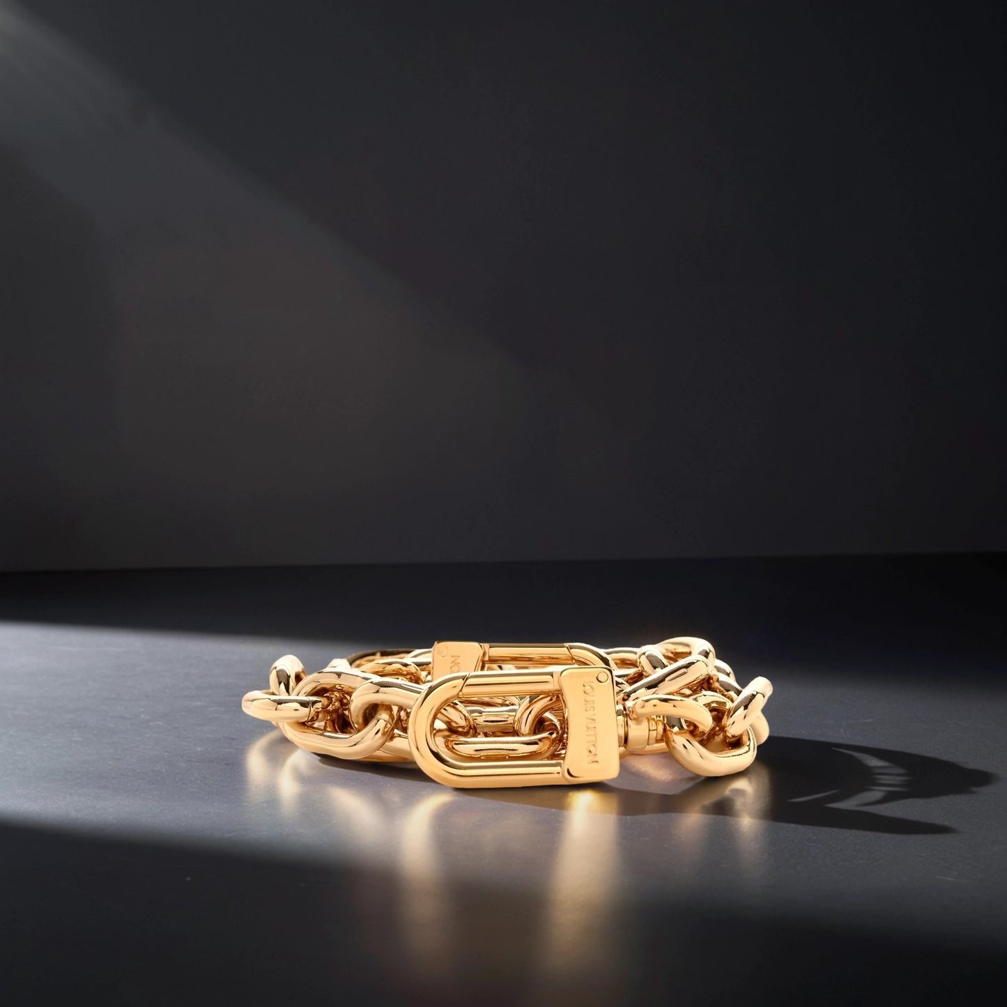 Pochette Metis East West Chain Strap Gold