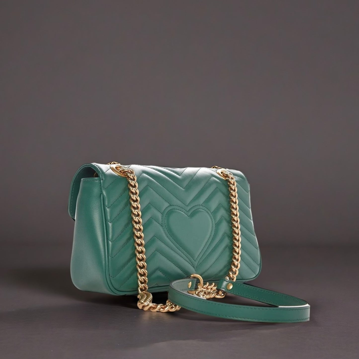 Calfskin Matelasse Small GG Marmont Shoulder Bag Emerald Green