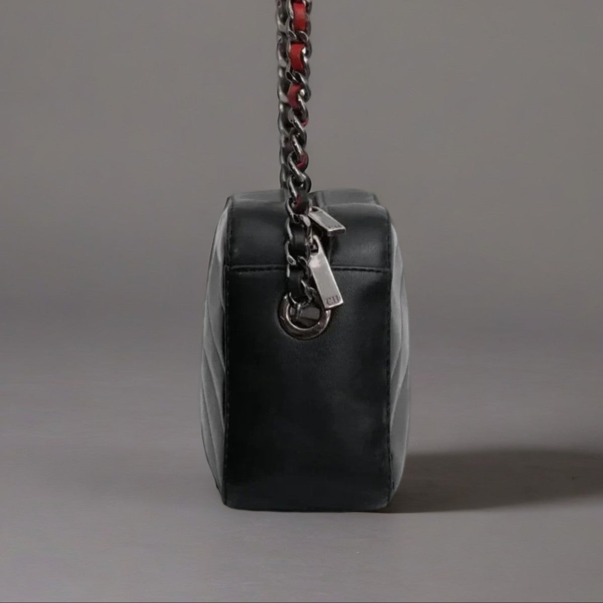 Patent Quilted Tassel Camera Case Black