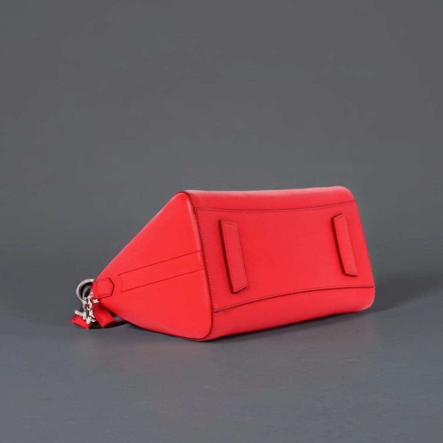 Sugar Goatskin Small Antigona Medium Red