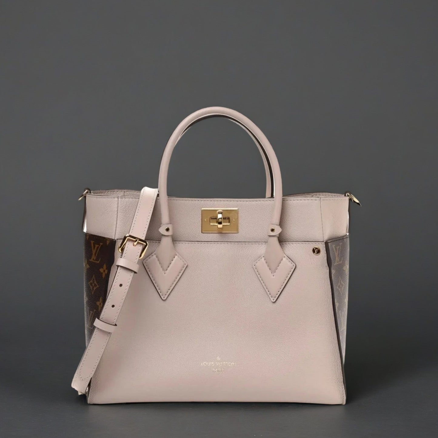 Calfskin Monogram On My Side Greige Size MM