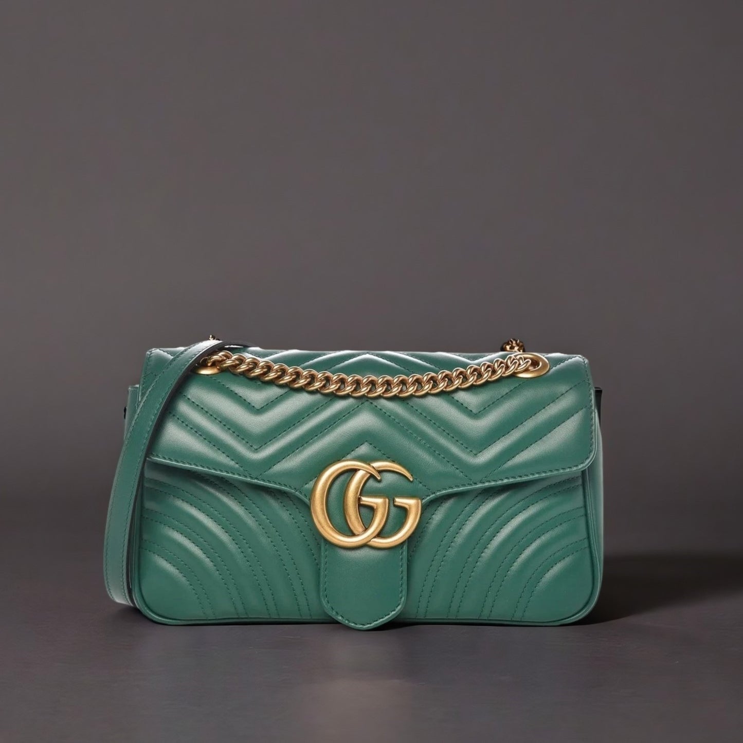 Calfskin Matelasse Small GG Marmont Shoulder Bag Emerald Green