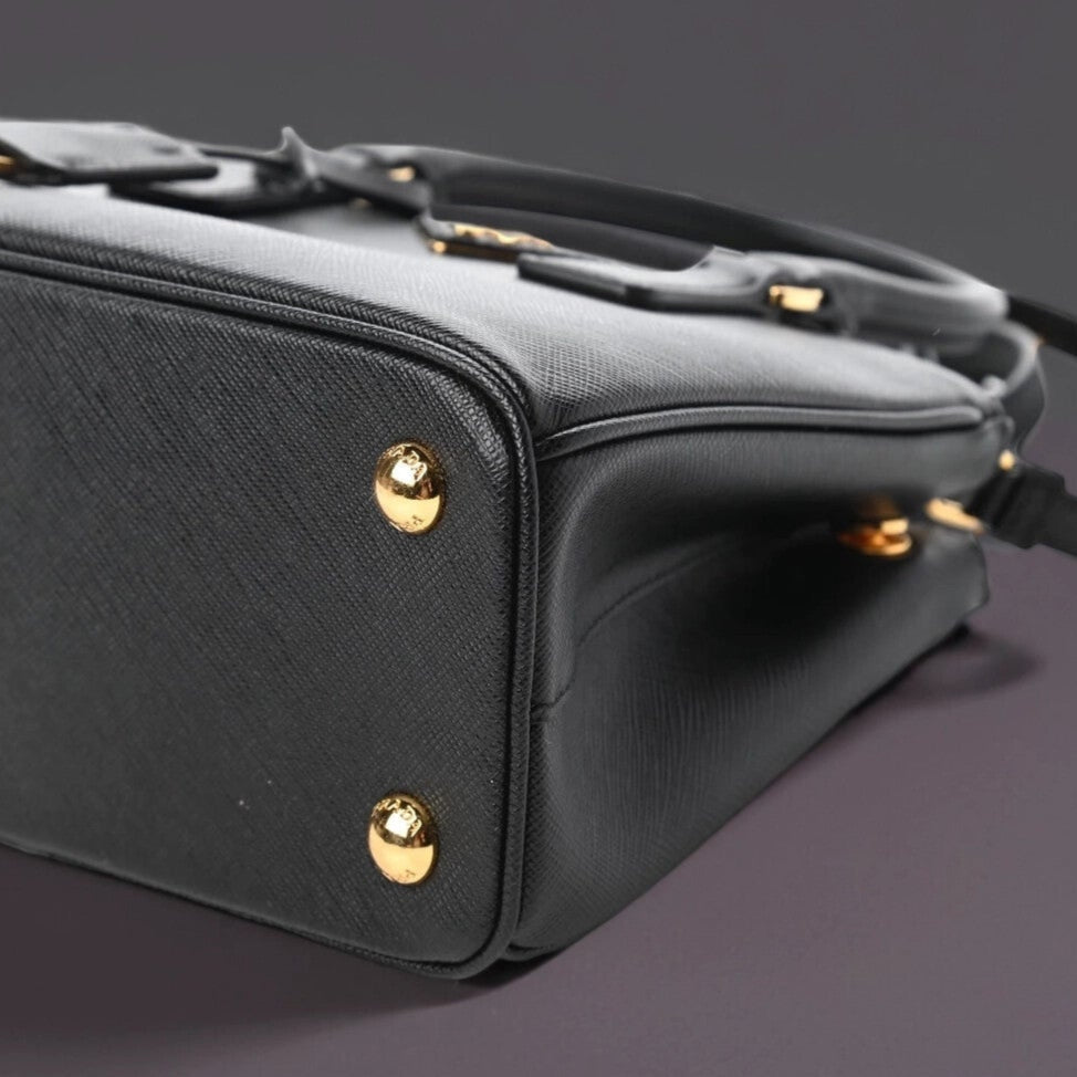 Saffiano Lux Mini Galleria Double Zip Tote Black