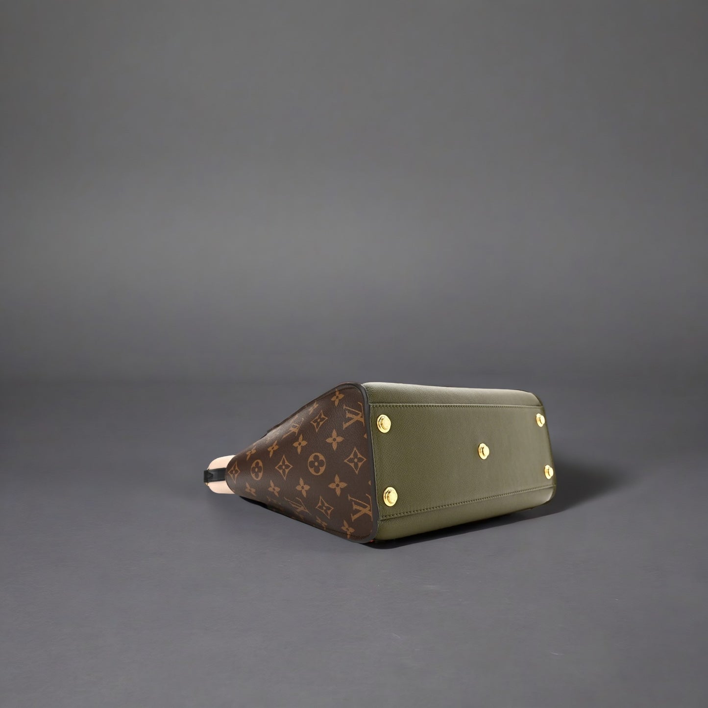 Calfskin Monogram On My Side MM Laurier Green Toffee Latte Beige