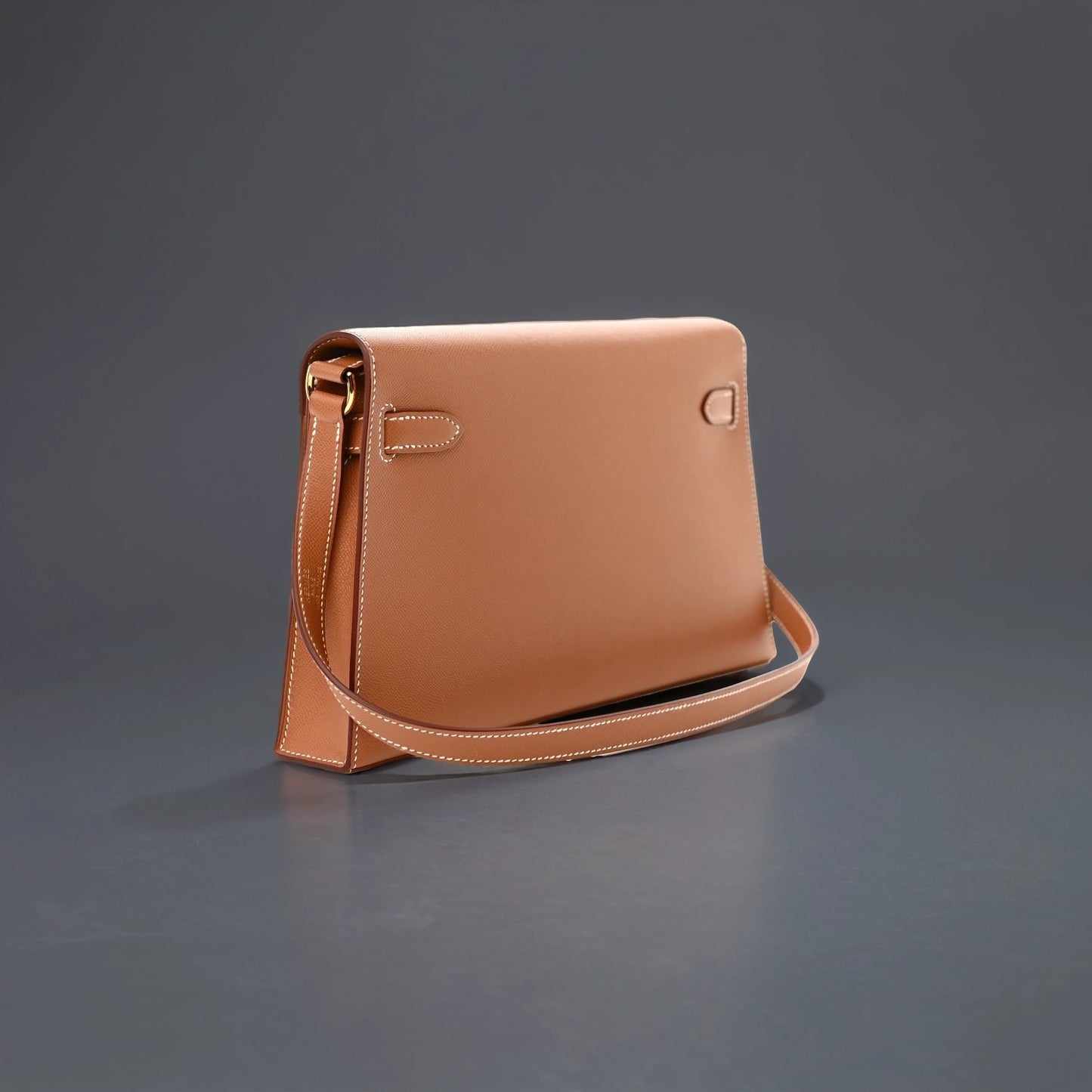 Madame Calfskin Kelly Elan Gold
