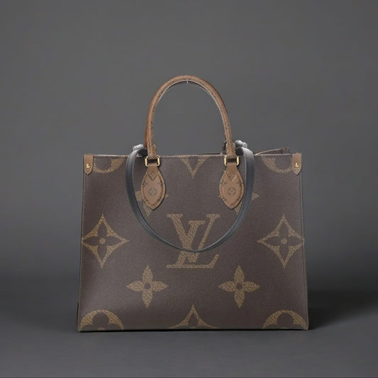 Reverse Monogram Giant Onthego MM