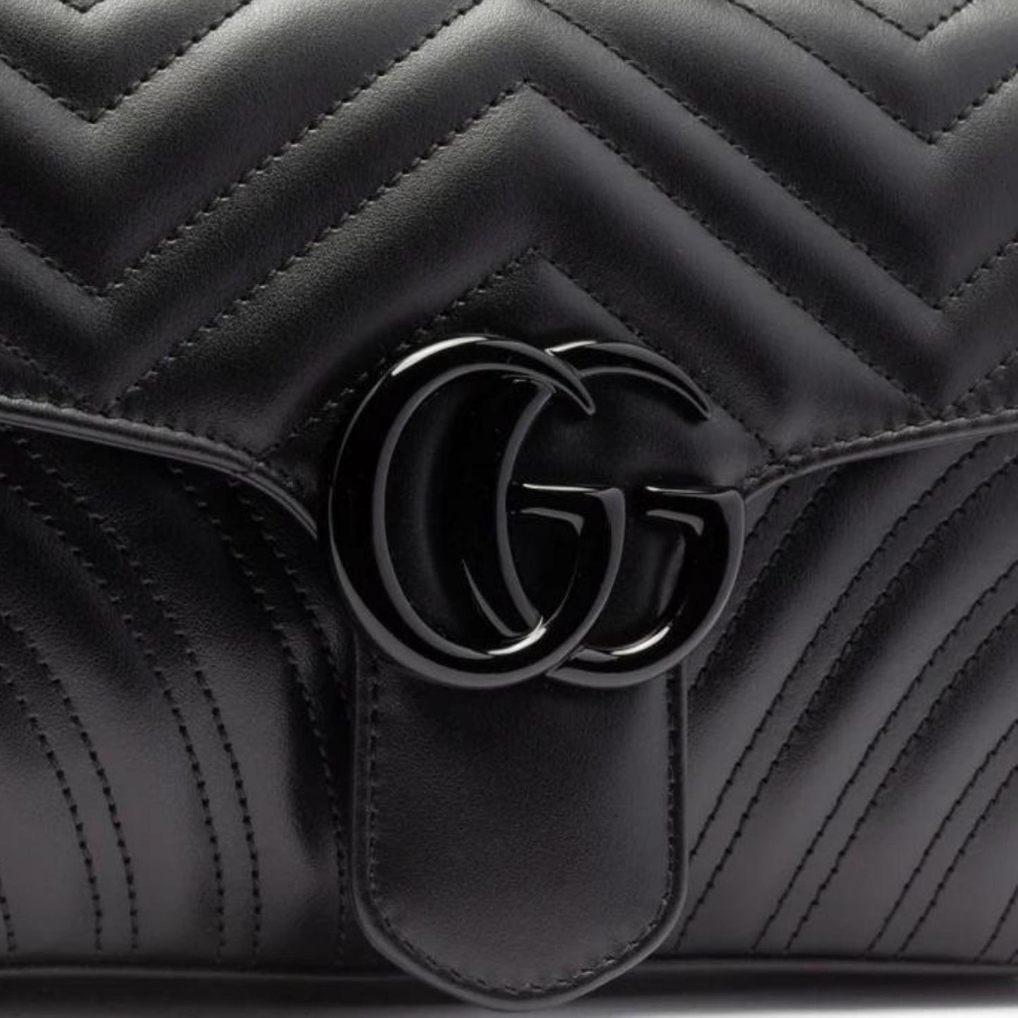 GG Marmont Small Shoulder Bag